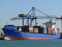 廣州市船誠內(nèi)貿(mào)集裝箱海運(yùn)代理公司 專業(yè)服務(wù)助力國內(nèi)貿(mào)易物流